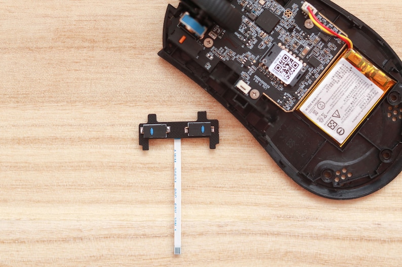Replacement side-button cable assembly for the Razer DeathAdder V3 Pro